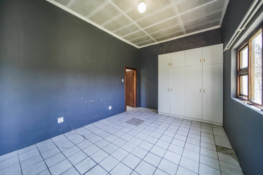 Commercial Property for Sale in Cove Ridge East Eastern Cape